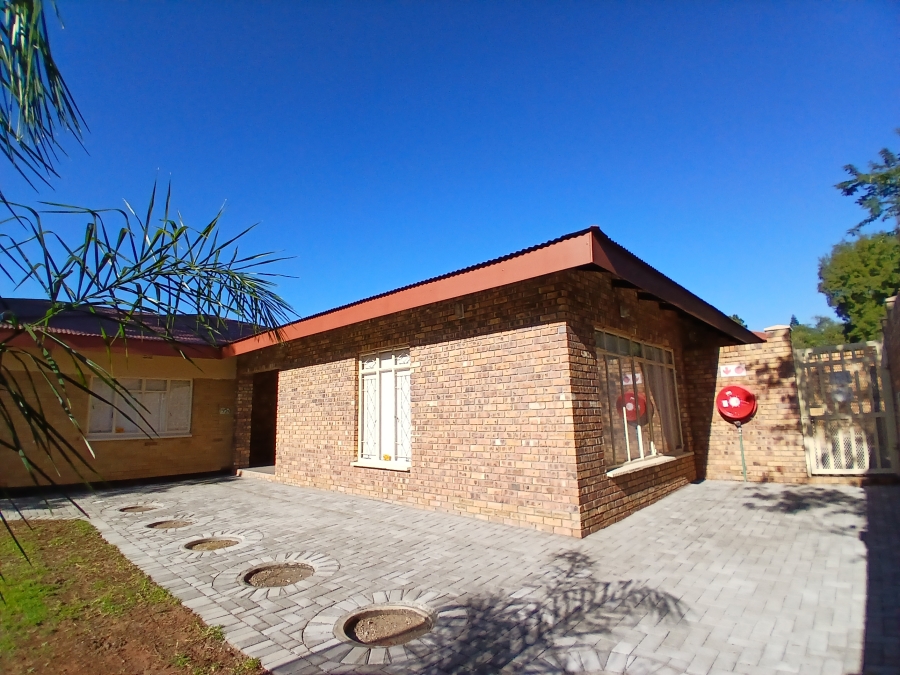 Commercial Property for Sale in Bodorp North West